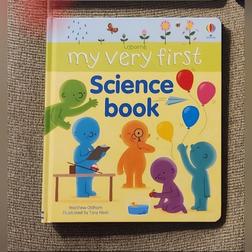 🌸 3/$25 🌸 My Very First Science Book